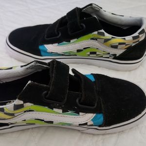 Kids vans old skool v glow in the dark! Size 3
